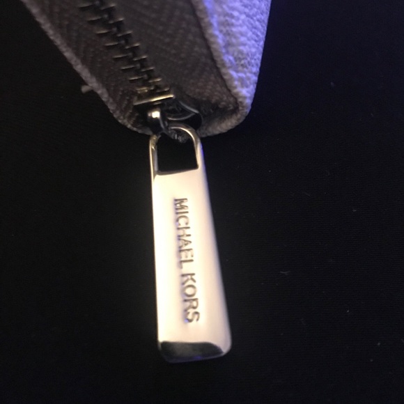 NEW MICHAEL KORS Large TriFold Wallet Signature MK - Picture 9 of 12